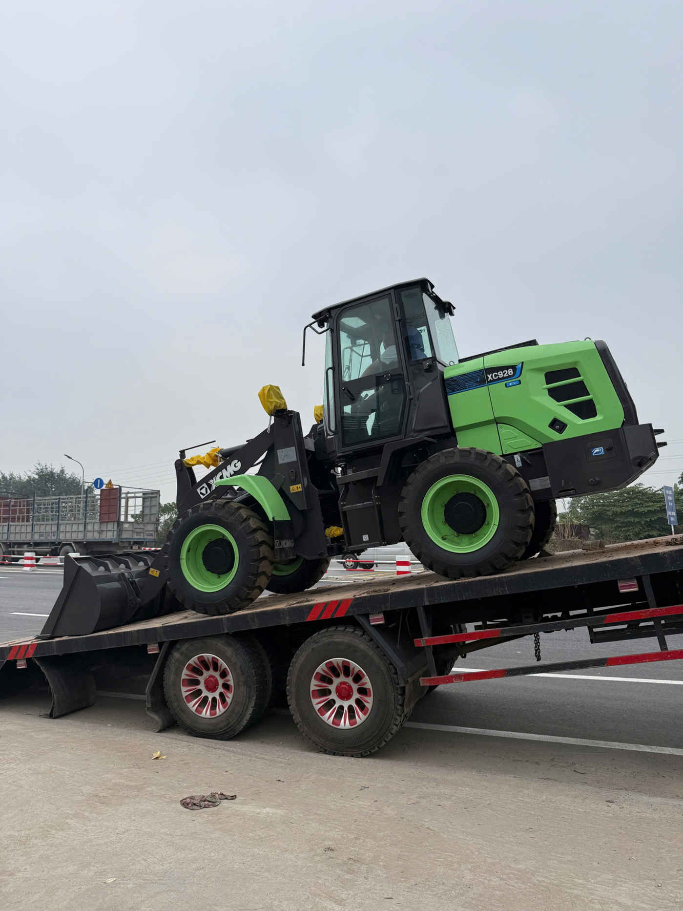 Máy Xúc Lật Điện XC928-EV