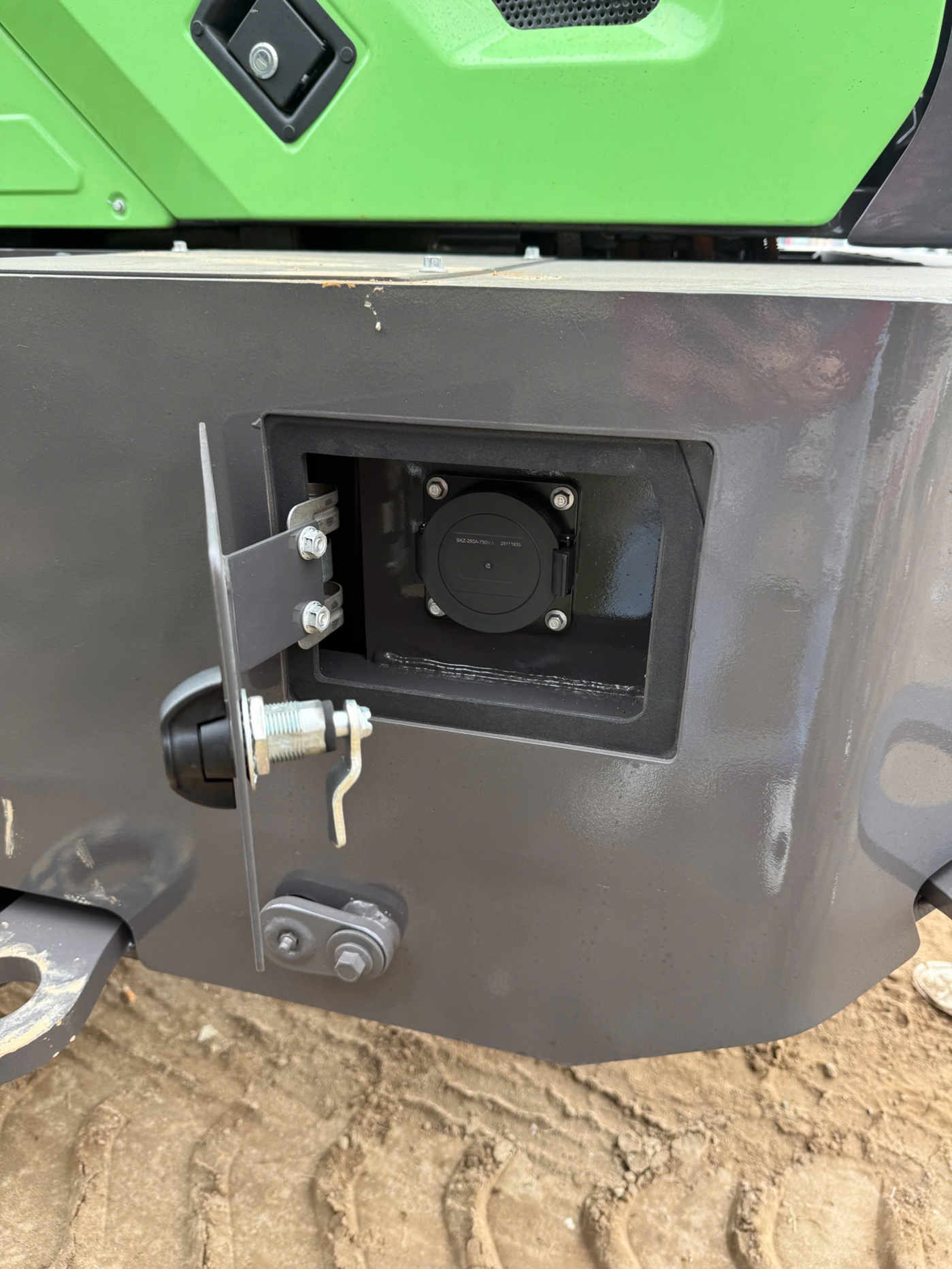 Máy Xúc Lật Điện XC928-EV