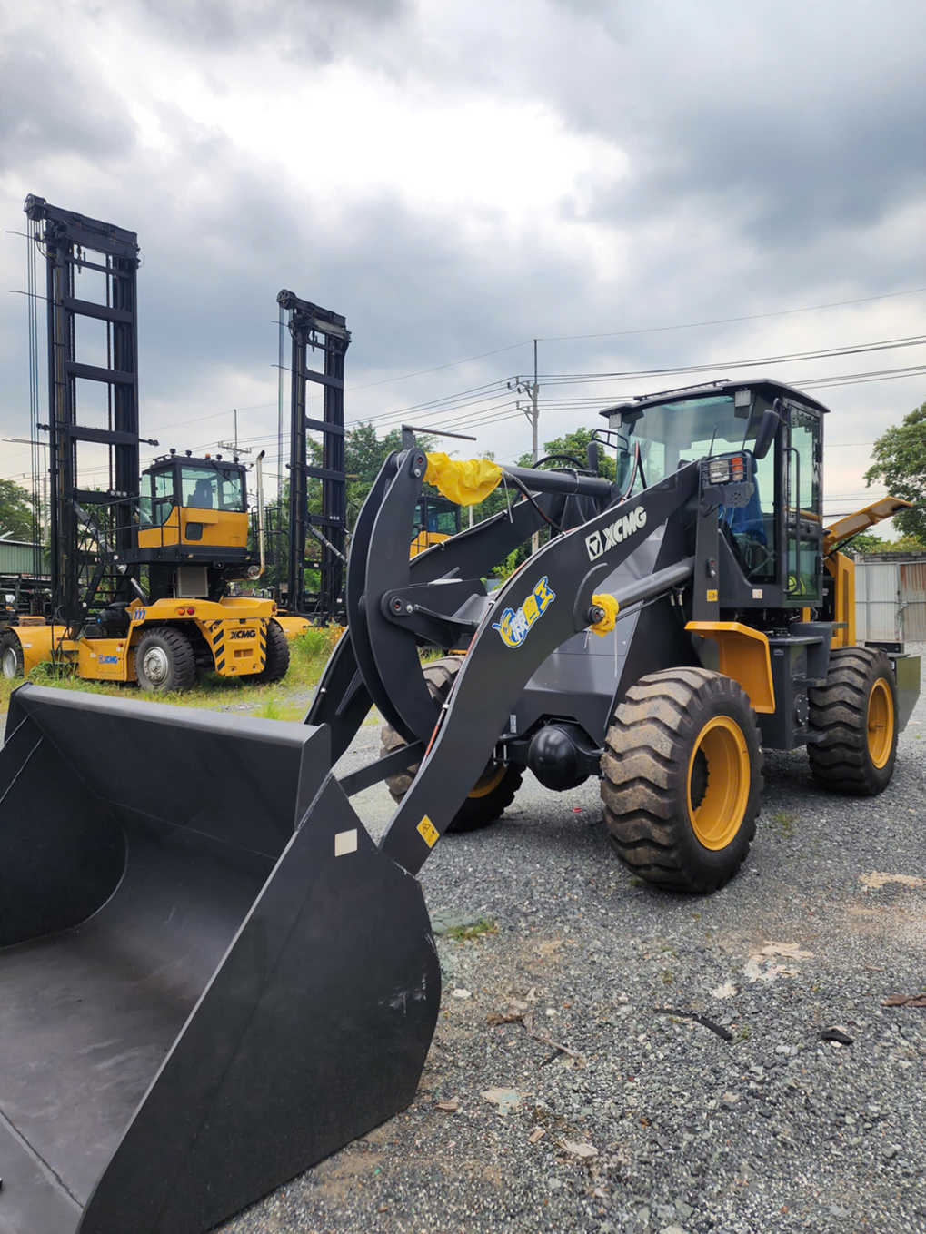 Máy Xúc Lật LW230FV