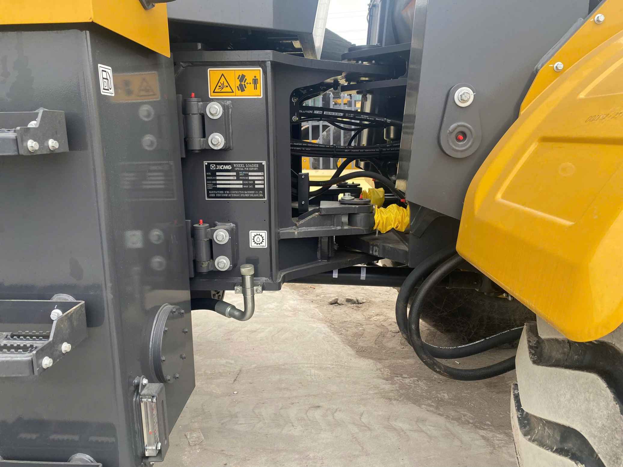 Máy Xúc Lật LW500FN